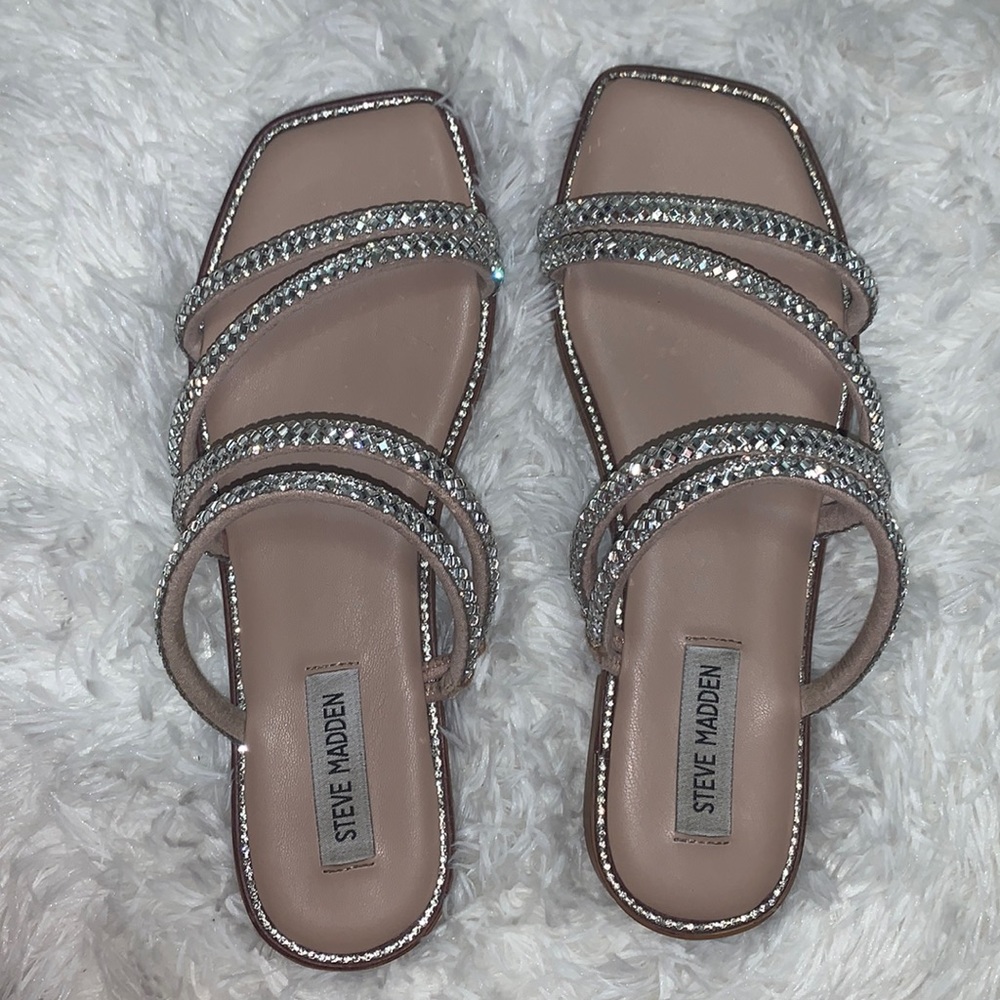 Steve Madden sandal